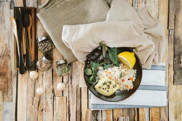 Porcia domáceho jedla na tanieri